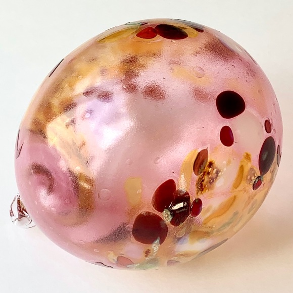 PINK GOLD SPECKLED EGG_HAND BLOWN GLASS ORNAMENT - Picture 6 of 16